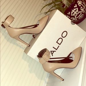 Aldo “kessie” ankle strap heel.